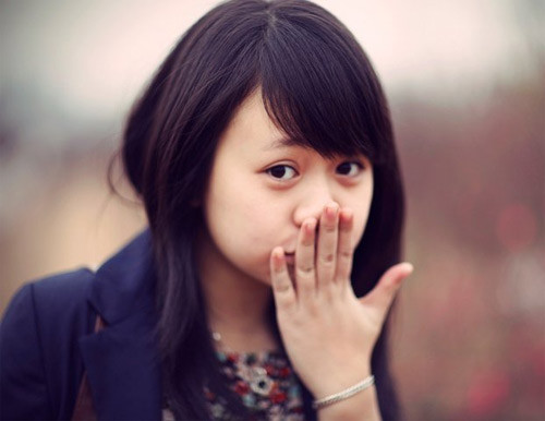 Nắng hiện là sinh viên ĐH Ngoại thương.