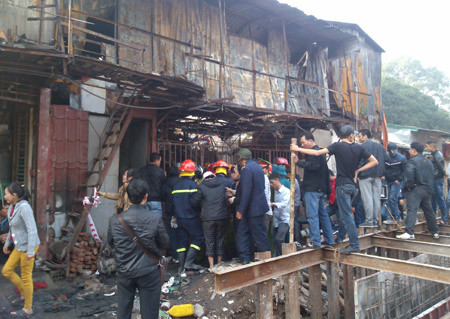 Hiện trường vụ cháy (Ảnh: VietNamNet). Hiện trường vụ cháy (Ảnh: VietNamNet)