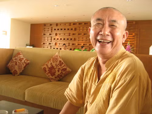 Nhà văn Nguyễn Quang Lập.
