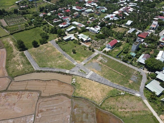 Việc tách thửa đất theo quy định mới của tỉnh Khánh Hòa không cần phải có hạ tầng kỹ thuật. Việc tách thửa đất theo quy định mới của tỉnh Khánh Hòa không cần phải có hạ tầng kỹ thuật.