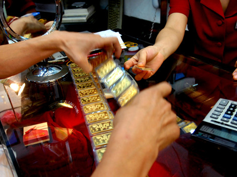 Vàng có sóng nhưng không ai dám lướt ảnh: như ý