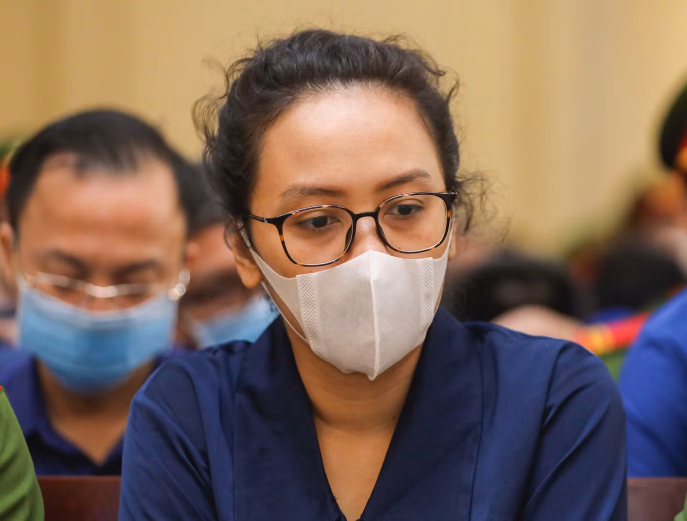 Trương Huệ Vân - cháu gái bà Trương Mỹ Lan kháng cáo xin giảm nhẹ hình phạt. Ảnh: Tân Châu