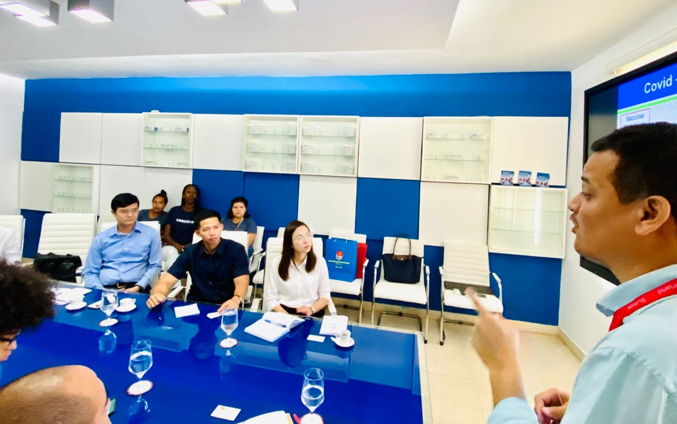 Tập đoàn Sinh Dược Cuba (Biocubafarma) - niềm tự hào không chỉ của nền y dược nổi tiếng mà cả nền khoa học Cuba. Tập đoàn Sinh Dược Cuba (Biocubafarma) - niềm tự hào không chỉ của nền y dược nổi tiếng mà cả nền khoa học Cuba.