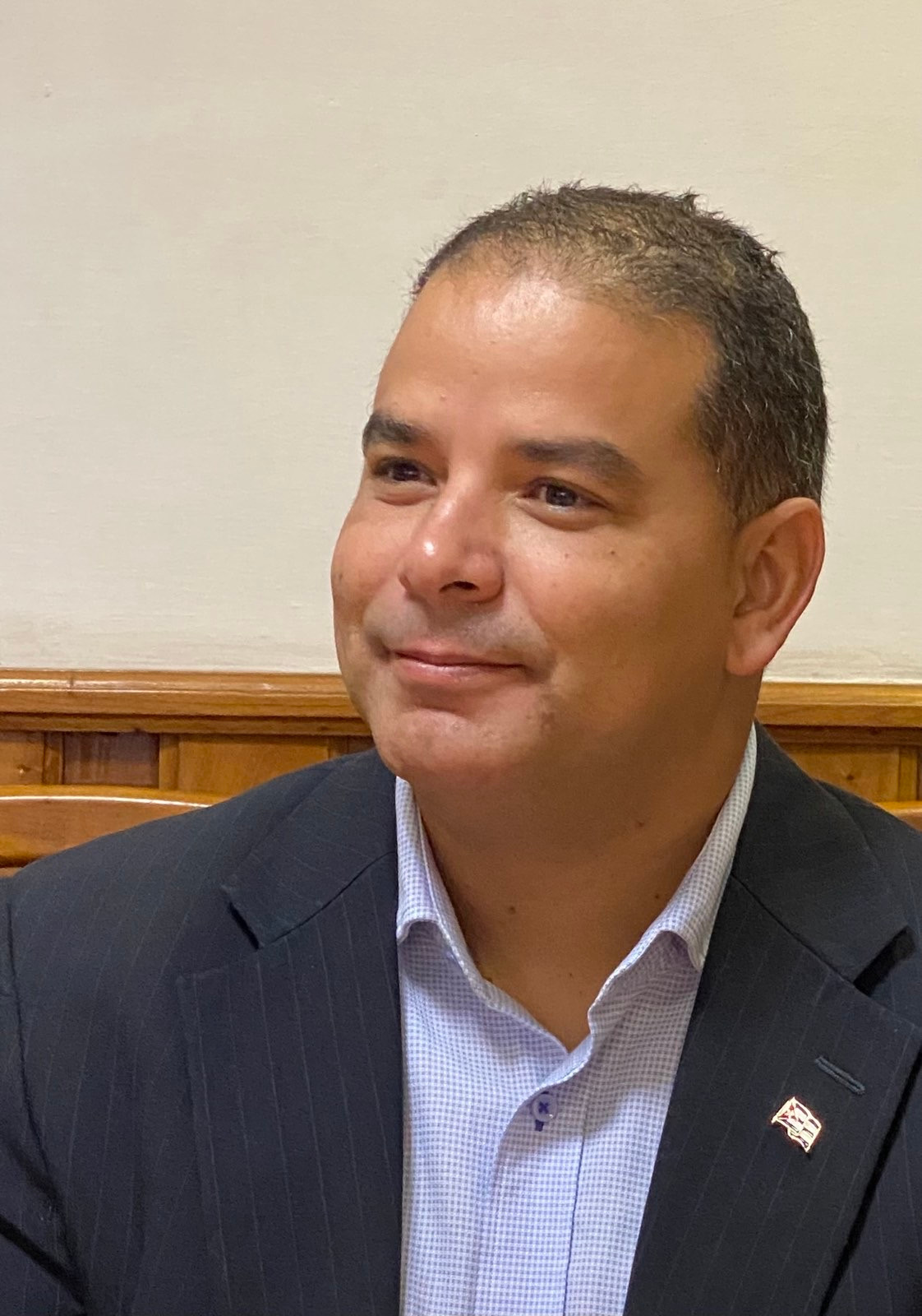 Uỷ viên Ban chấp hành T.Ư Đảng, Uỷ viên Hội đồng Nhà nước Yoerky Sanchez Cuellar - Tổng Biên tập báo Thanh niên Quật khởi thông báo tình hình hoạt động của báo. Uỷ viên Ban chấp hành T.Ư Đảng, Uỷ viên Hội đồng Nhà nước Yoerky Sanchez Cuellar - Tổng Biên tập báo Thanh niên Quật khởi thông báo tình hình hoạt động của báo.