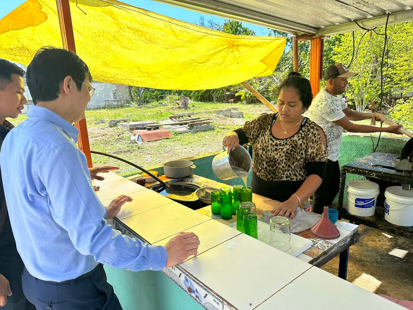 Đây là một trong 100 cộng đồng ở La Habana được chính phủ và các nhà tài trợ đầu tư tiền xây lại toàn bộ nhà cửa, cơ sở vật chất. Đây là một trong 100 cộng đồng ở La Habana được chính phủ và các nhà tài trợ đầu tư tiền xây lại toàn bộ nhà cửa, cơ sở vật chất.