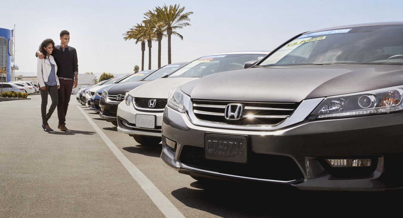 Thị trường xe đã qua sử dụng tại Mỹ đã có một năm thành công. Thị trường xe đã qua sử dụng tại Mỹ đã có một năm thành công.