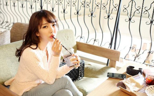 Ảnh đời thường của cô giáo Hyun