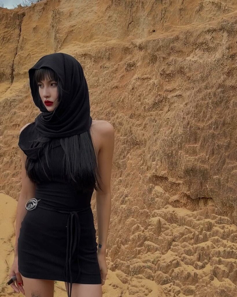 Trào lưu thời trang này đang được nhiều bạn trẻ Việt Nam ưa chuộng.