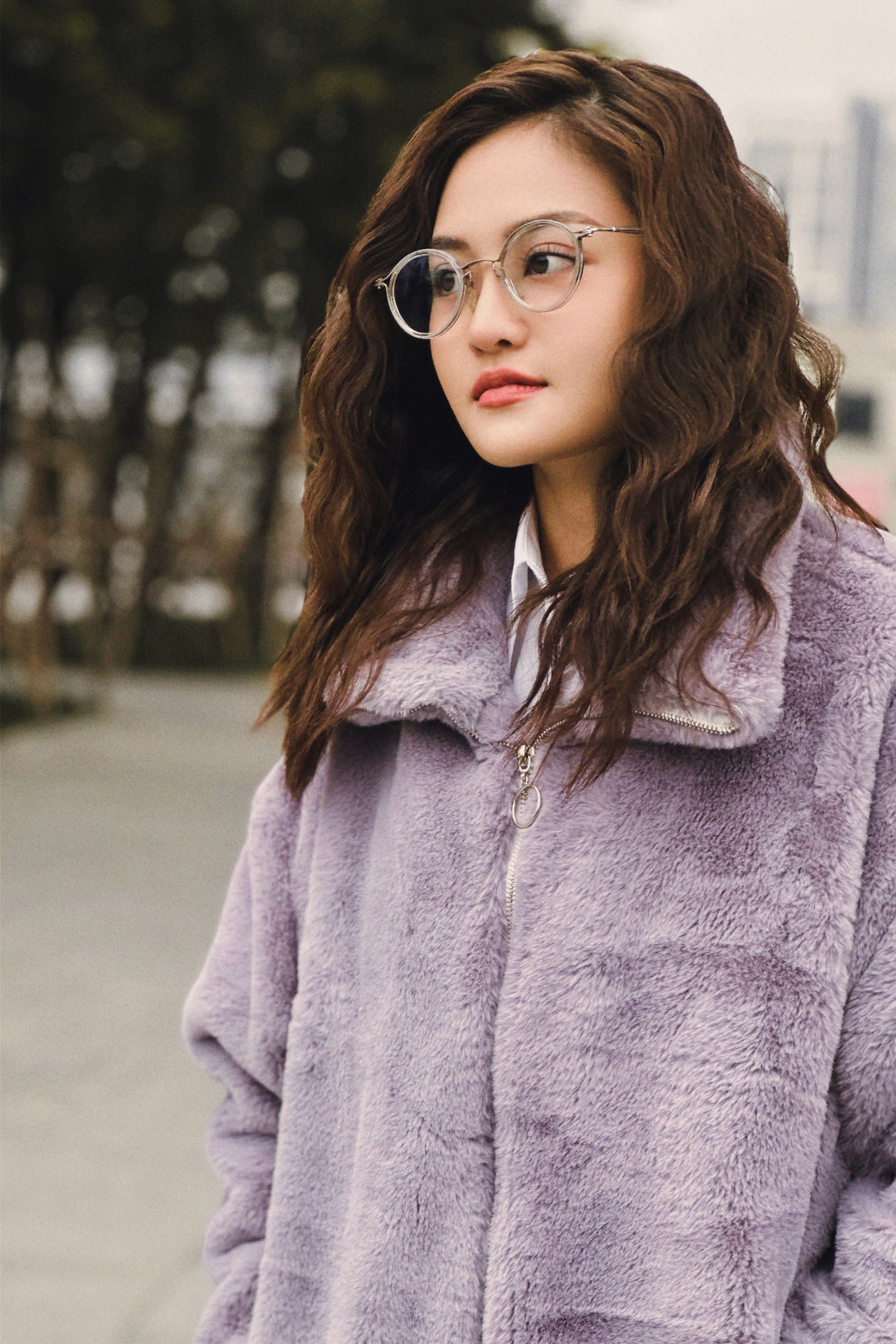 Ngoài đời quen thuộc với gu thời trang gợi cảm hoặc phá cách, Thùy Anh cho biết định hướng thời trang của Ly trong Đừng Nói Khi Yêu khác cô nhiều.