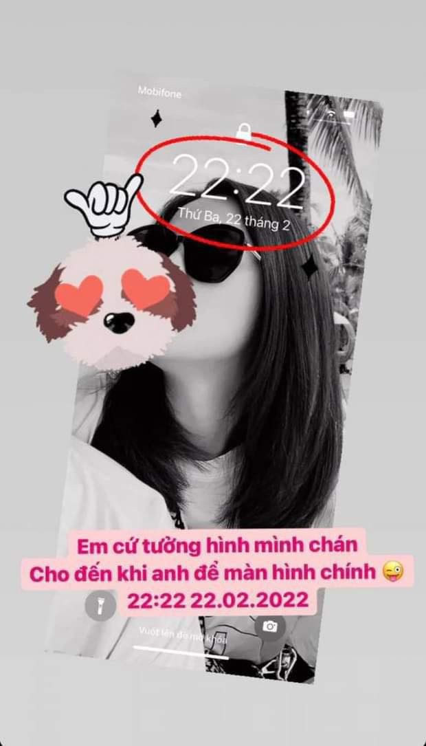 Hôm 22/2/2022, Puka còn gây chú ý với bức ảnh nền điện thoại công khai hôn ai đó, kèm chia sẻ: "Em cứ tưởng hình mình chán cho đến khi anh để màn hình chính".