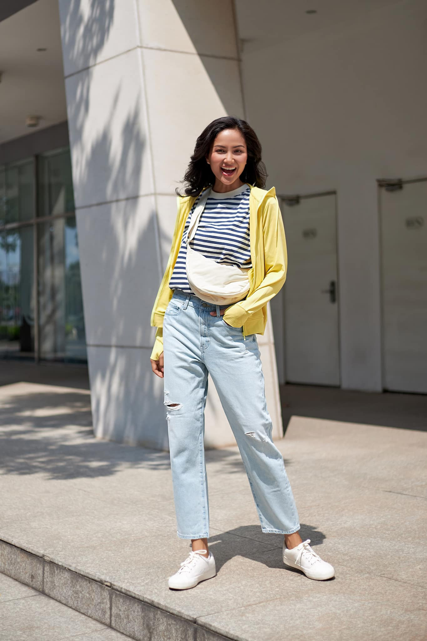 Round Mini Shoulder Bag trở thành sản phẩm được yêu thích nhất Quý I/2023.