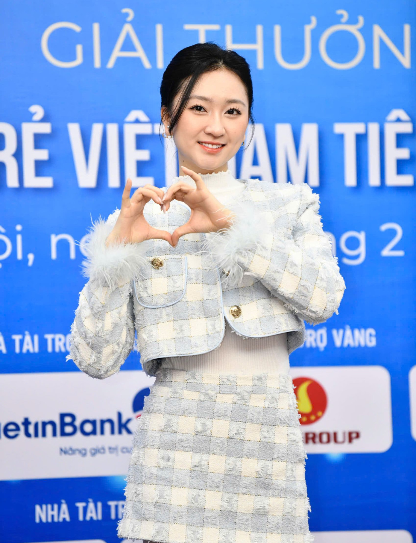 Ảnh: Trọng Tài Ảnh: Trọng Tài