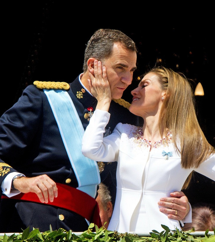 Năm 2014, Lễ đăng quang của Vua Felipe VI diễn ra trang trọng tại trụ sở Quốc hội ở thủ đô Madrid. Letizia cũng chính thức trở thành Hoàng hậu Tây Ban Nha. Ảnh: East News.