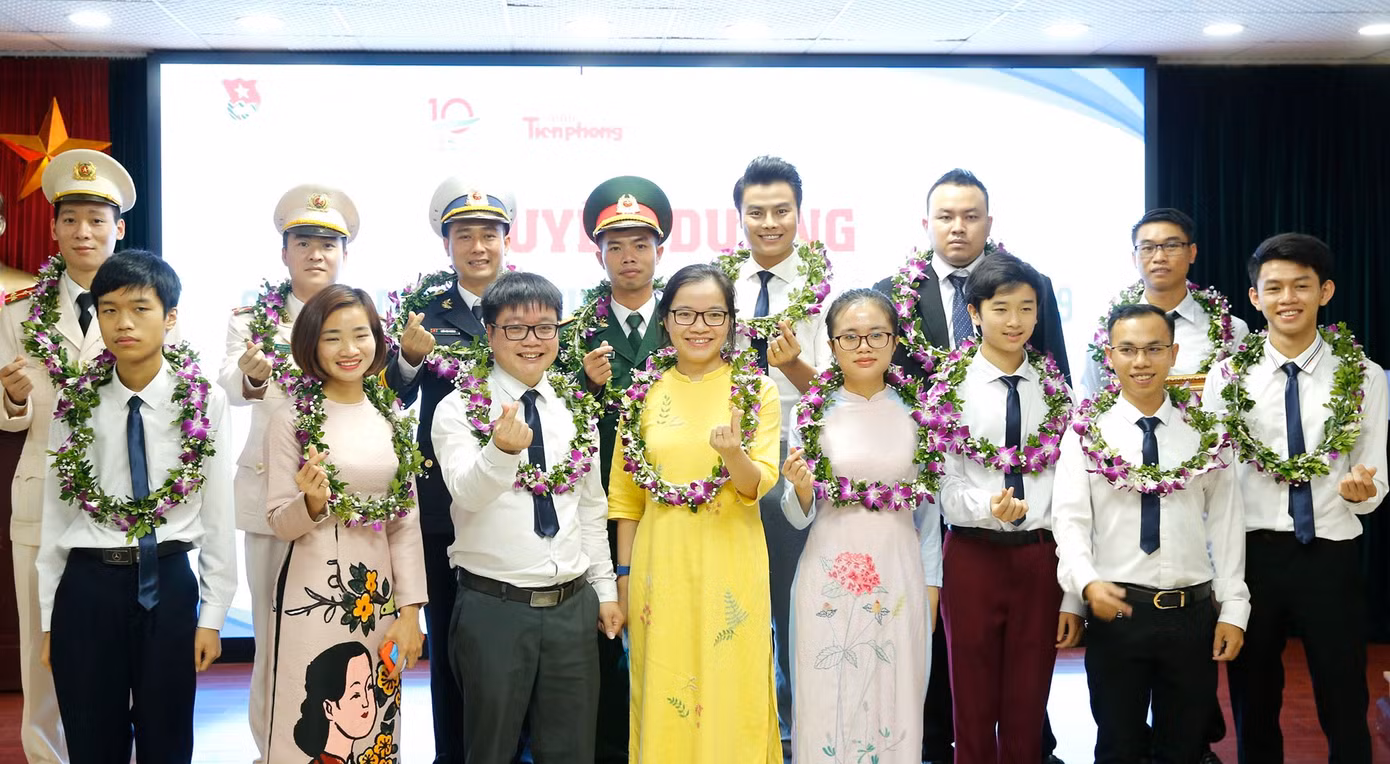 Tuyên dương 10 Gương mặt trẻ Việt Nam tiêu biểu năm 2019 ảnh 1