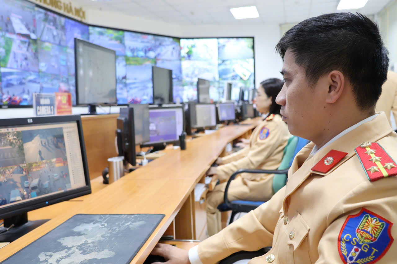 Lực lượng CSGT Hà Nội tiếp nhận thông tin kịp thời kiểm tra, phối hợp đơn vị liên quan xử lý.