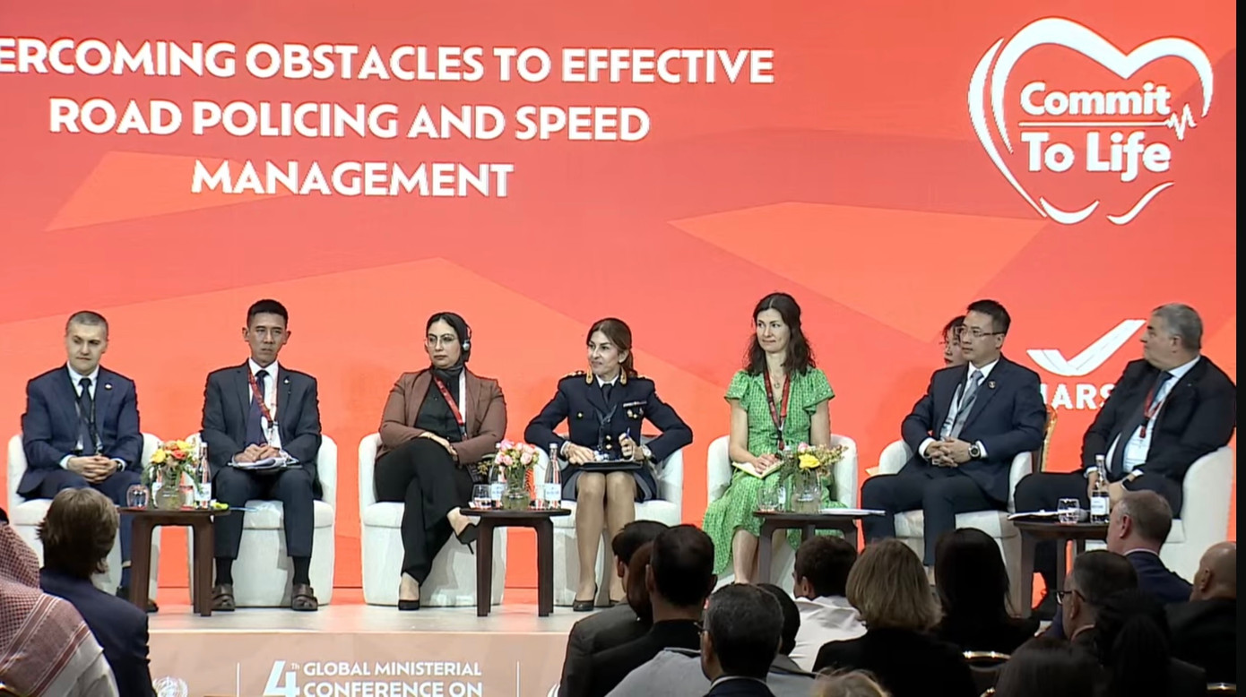 Hội nghị Bộ trưởng Toàn cầu lần thứ tư do tổ chức Y tế thế giới WHO chủ trì đăng cai về "An toàn đường bộ".