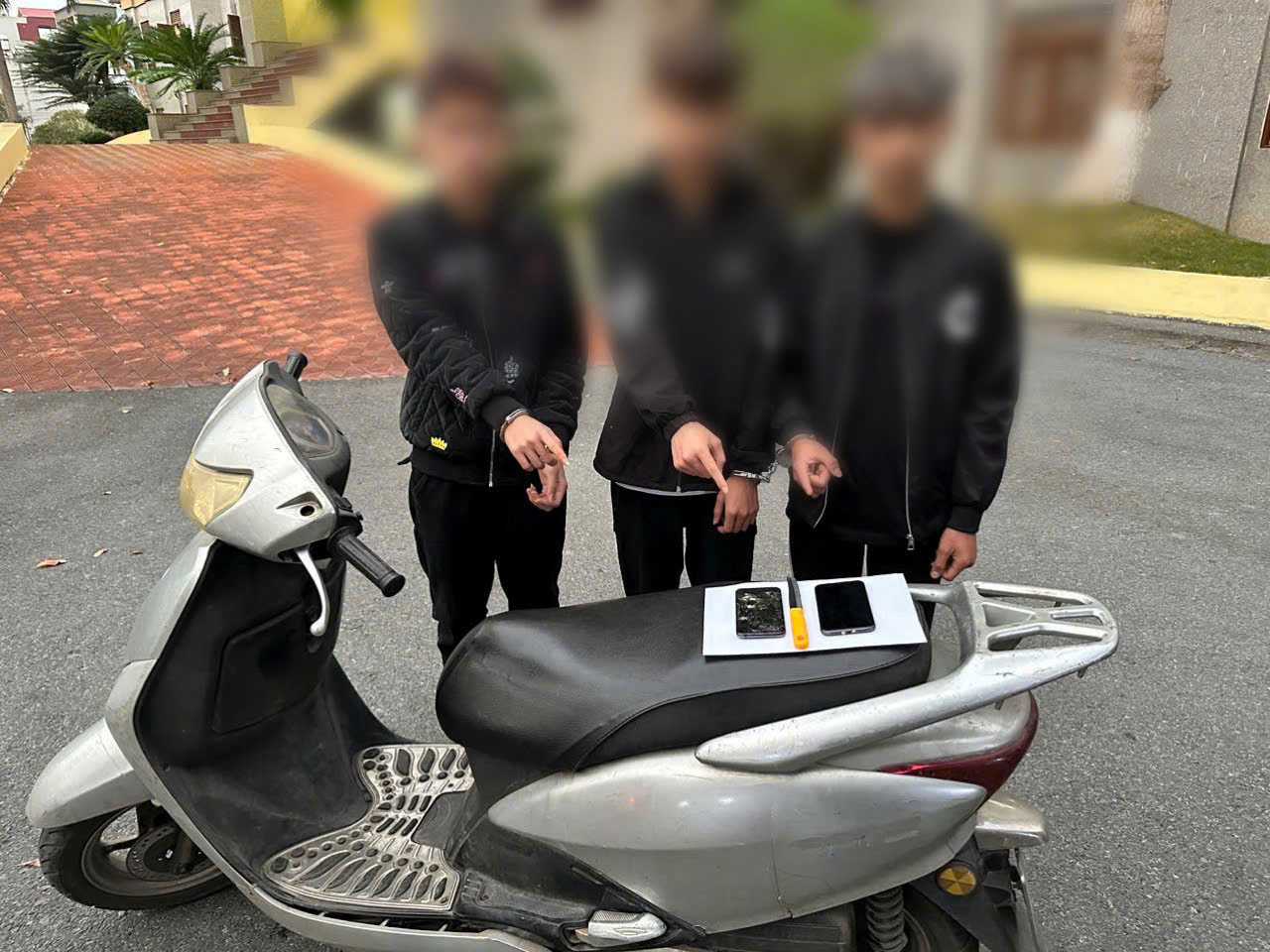 Các đối tượng bị tạm giữ. Ảnh CACC Các đối tượng bị tạm giữ. Ảnh CACC