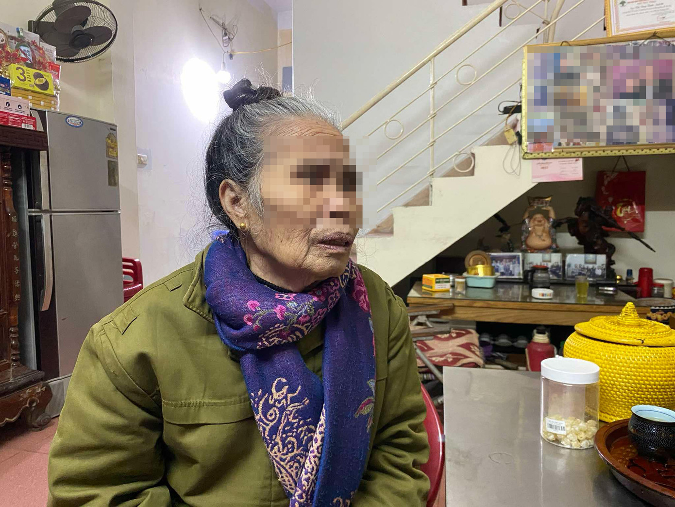 Bà T. kể lại sự việc. Bà T. kể lại sự việc.