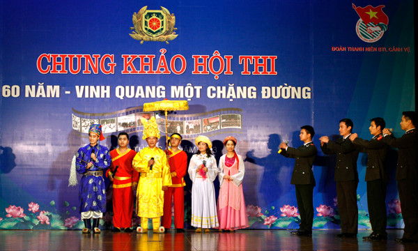 Mỗi đội thi chọn một cách thức để dự thi khác nhau. Thú vị có phần thi kén phò mã cho công chúa. Mỗi phần ứng thí của một chàng trai là một lần giới thiệu về đơn vị