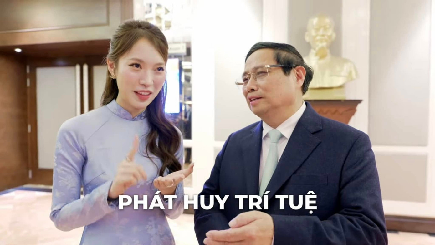 Thủ tướng Phạm Minh Chính chia sẻ thông điệp dành cho thế hệ trẻ Việt Nam. Ảnh: MC Khánh Vy Thủ tướng Phạm Minh Chính chia sẻ thông điệp dành cho thế hệ trẻ Việt Nam. Ảnh: MC Khánh Vy