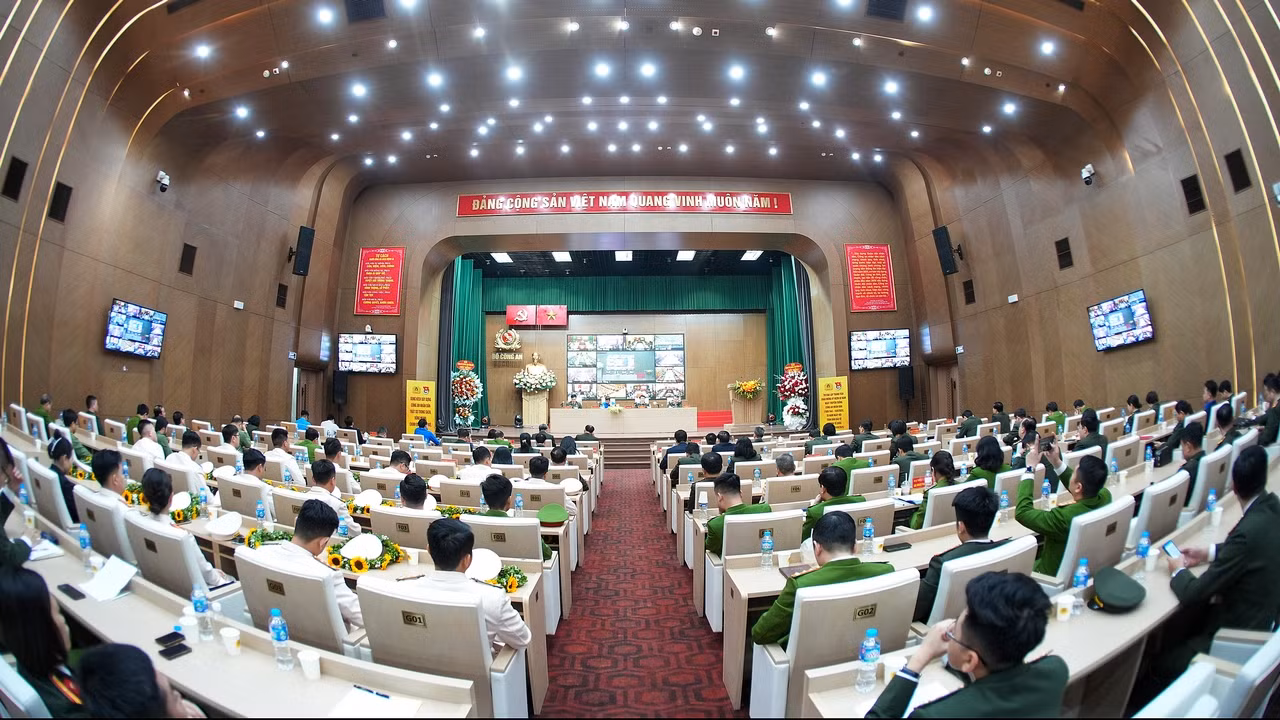 Toàn cảnh buổi đối thoại.