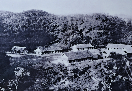 Trường phổ thông cấp III Thăng Long tại Bắc Lệ, Hữu Lũng (tháng 4 năm 1965).