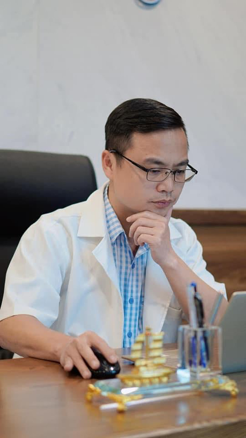 Bác sĩ Nguyễn Văn Vinh, khách mời của buổi talkshow “Chuyên gia khuyến cáo: Mảng bám - thủ phạm gây sâu sún răng ở trẻ 1 - 3 tuổi”