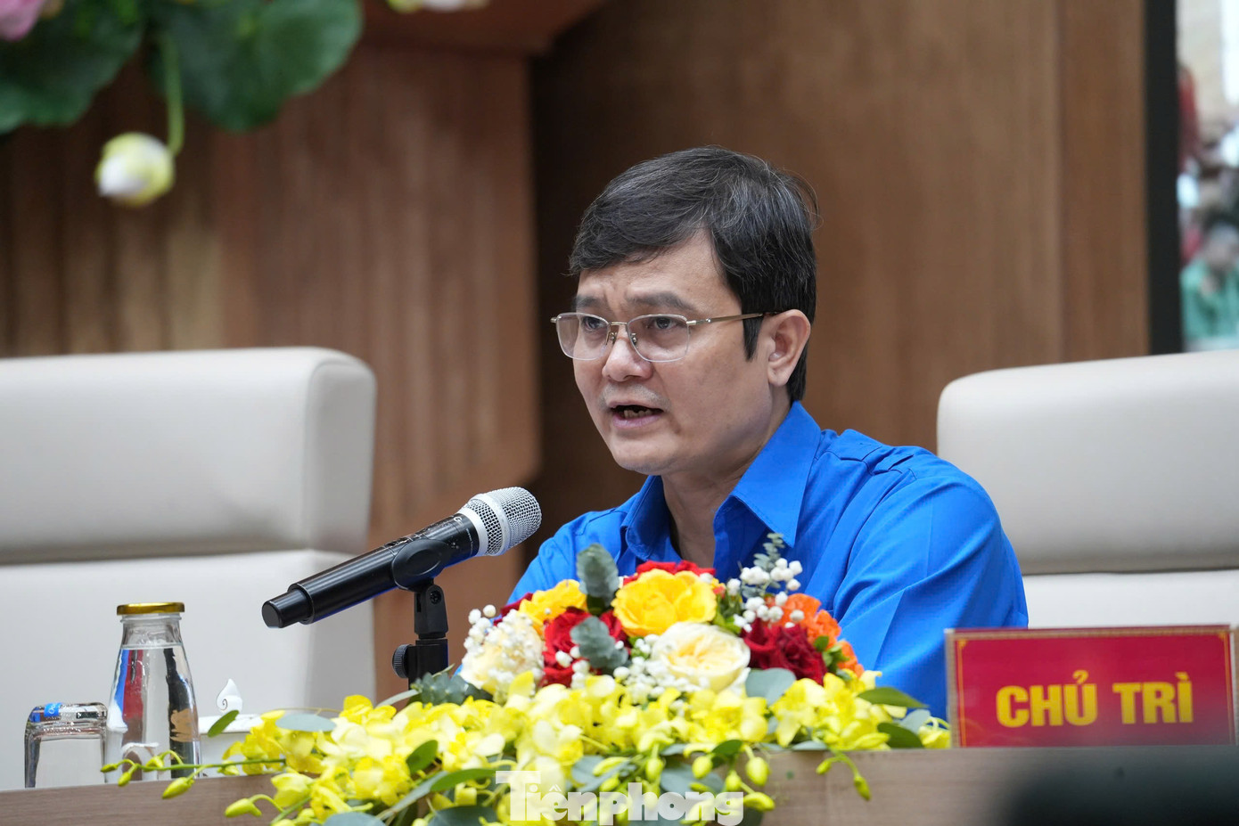 Anh Bùi Quang Huy - Bí thư Thứ nhất Trung ương Đoàn chia sẻ tại buổi đối thoại. Anh Bùi Quang Huy - Bí thư Thứ nhất Trung ương Đoàn chia sẻ tại buổi đối thoại.