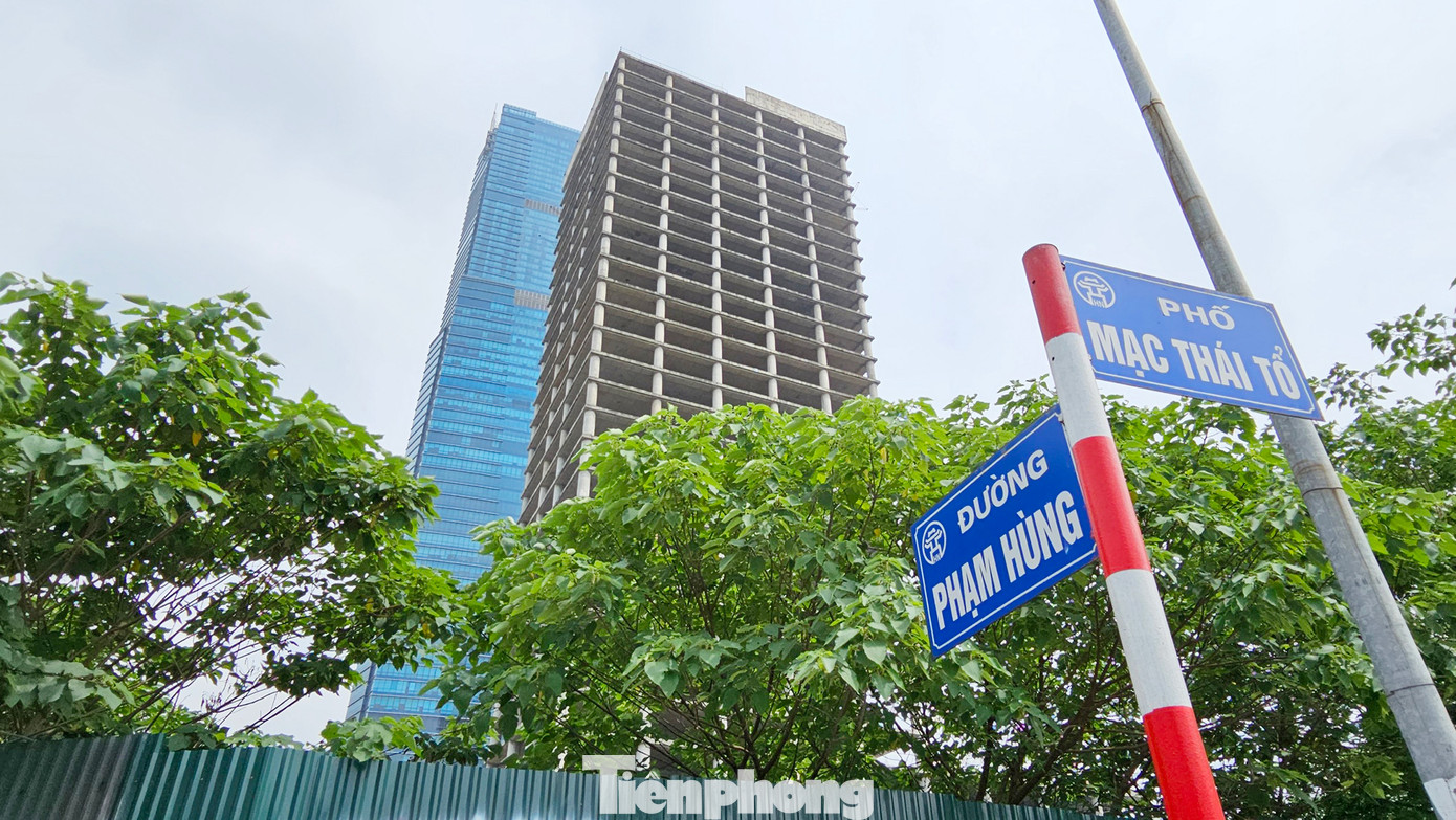 Theo báo cáo của Vicem, để tránh lãng phí tài sản nhà nước, trong giai đoạn 2016-2021, Vicem nhiều lần đề nghị Bộ Xây dựng cho phép lập phương án, tìm kiếm đối tác chuyển nhượng tòa tháp để hoàn vốn đầu tư. Bộ Xây dựng cũng báo cáo và được Thủ tướng chấp thuận chủ trương cho Vicem chuyển nhượng dự án vào năm 2017.