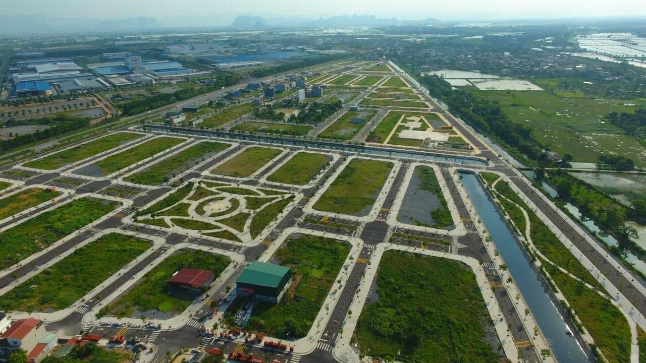 Hà Nam có Nghị quyết quy định các tiêu chí để quyết định thực hiện đấu thầu lựa chọn nhà đầu tư thực hiện dự án đầu tư có sử dụng đất xây dựng khu đô thị, khu dân cư nông thôn trên địa bàn tỉnh. Ảnh minh họa. Hà Nam có Nghị quyết quy định các tiêu chí để quyết định thực hiện đấu thầu lựa chọn nhà đầu tư thực hiện dự án đầu tư có sử dụng đất xây dựng khu đô thị, khu dân cư nông thôn trên địa bàn tỉnh. Ảnh minh họa.