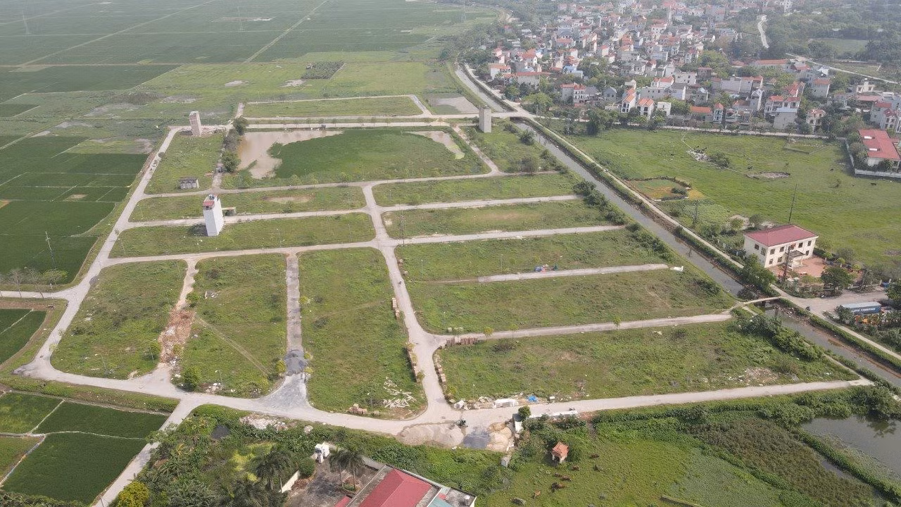 Công an TP Hà Nội yêu cầu dừng giao dịch 77 lô đất tại phường La Khê, quận Hà Đông (Hà Nội). Ảnh minh họa.