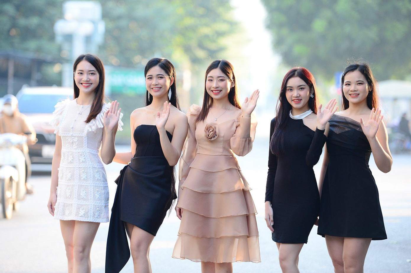 Sáng 23/10, vòng thi Sơ khảo khu vực phía Bắc Hoa hậu Việt Nam 2022 diễn ra tại Hà Nội, thu hút nhiều người đẹp ghi danh.