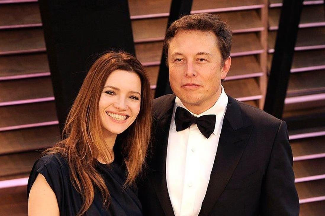 Elon Musk từng hai lần kết hôn với nữ diễn viên kém 14 tuổi Talulah Riley. Ảnh: Twitter.