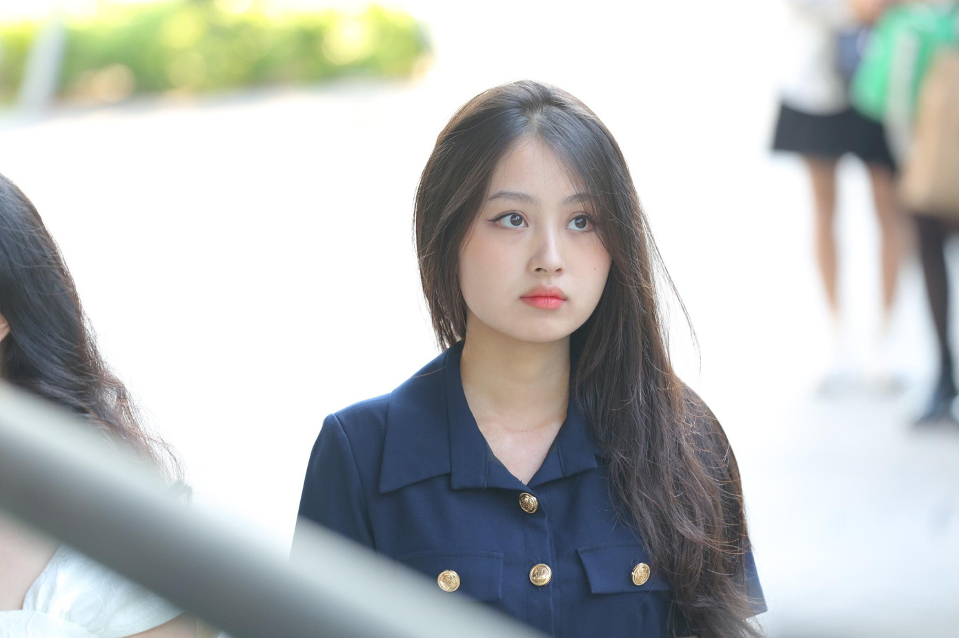 Vẻ đẹp tự nhiên là tiêu chí hàng đầu tại cuộc thi Hoa hậu Việt Nam. Thể lệ cuộc thi yêu cầu thí sinh chưa từng phẫu thuật thẩm mỹ. Tuy nhiên, năm nay, quy định này được nới lỏng hơn. BTC chấp nhận thí sinh xăm môi, lông mày hoặc làm răng thẩm mỹ do tai nạn, bệnh lý ở vị trí không quá lộ.