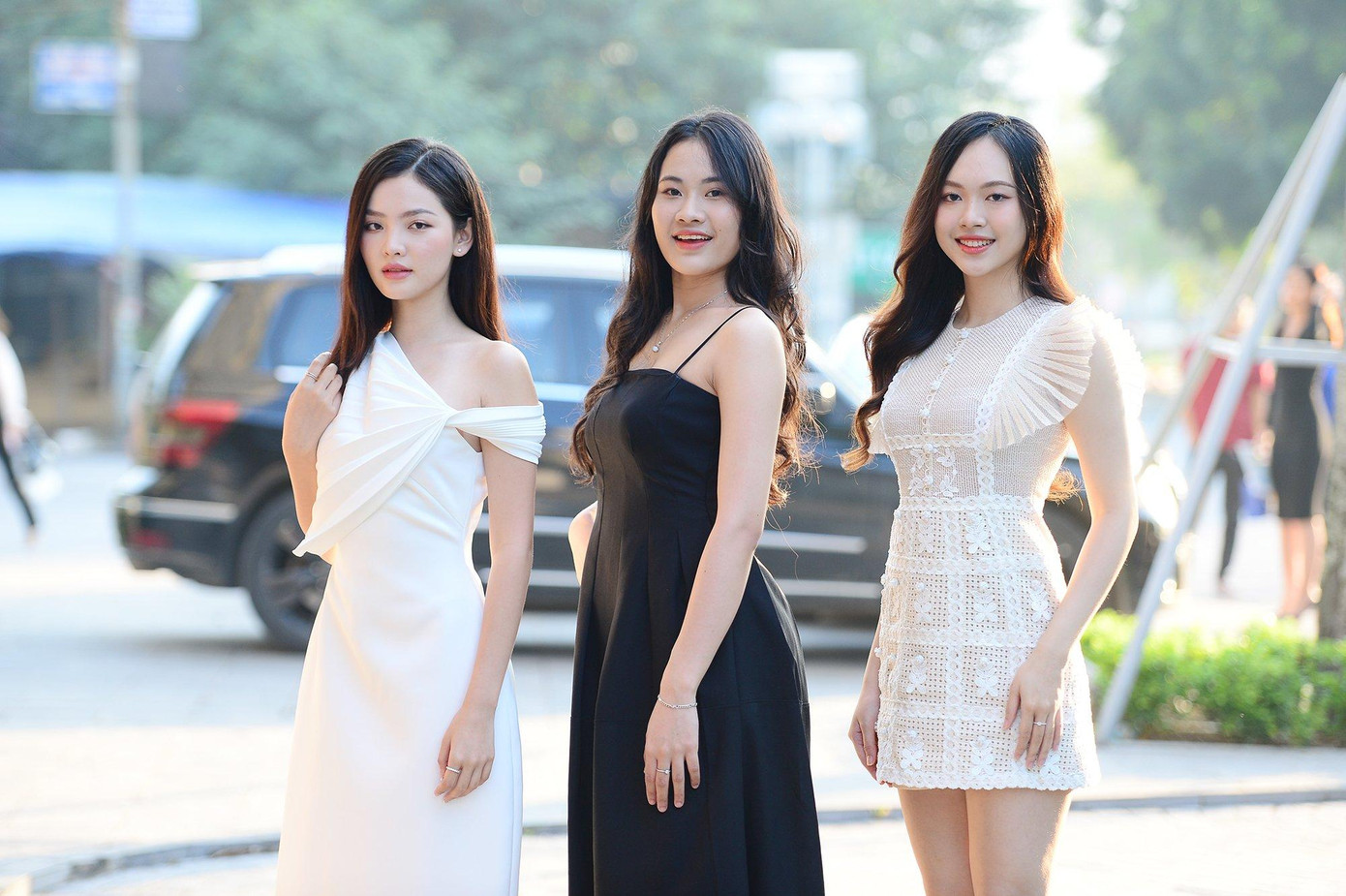 Vòng thi diễn ra vào 7h sáng nhưng nhiều người đẹp có mặt từ sớm để sẵn sàng cho các thử thách ban đầu của cuộc thi sắc đẹp uy tín hàng đầu Việt Nam.