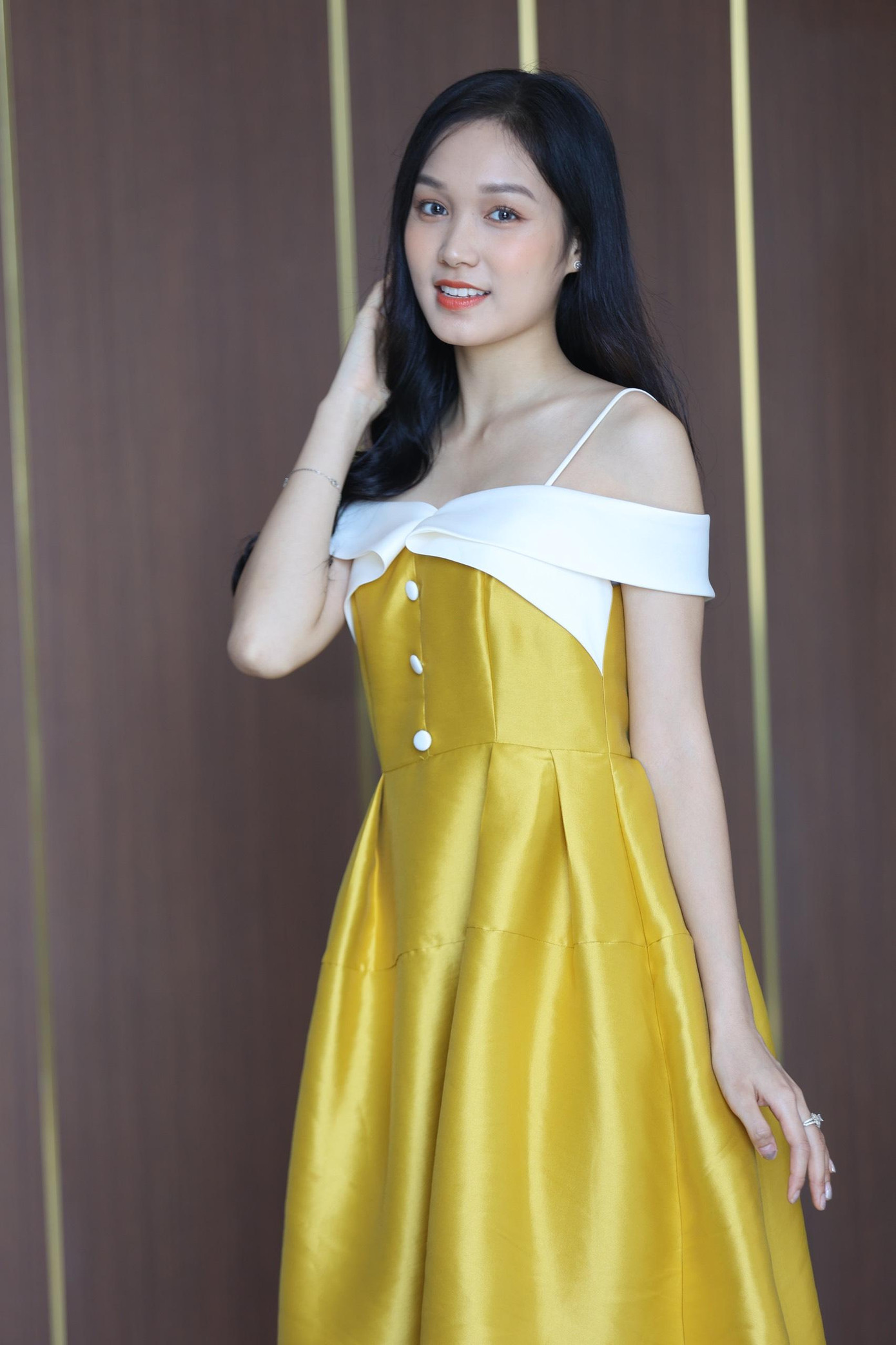 Ban thí sinh cho biết có hàng trăm hồ sơ đăng ký tham gia cuộc thi năm nay. Đa số nộp đơn qua hệ thống trực tuyến. Tuy nhiên, một số thí sinh trực tiếp mang lý lịch đến vòng Sơ khảo.