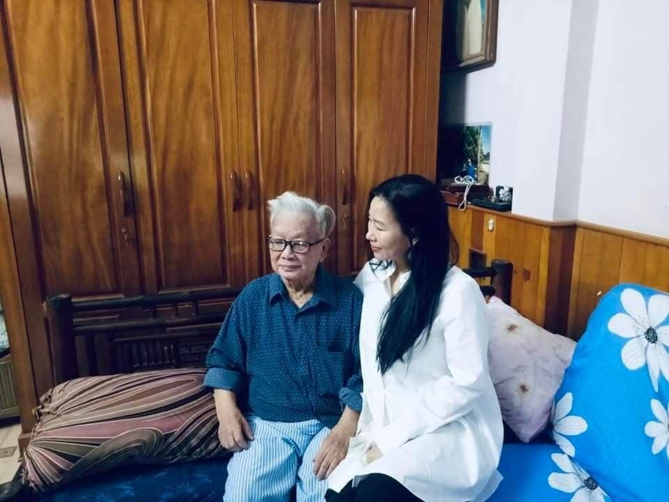 "Thị Hến" và nhạc sỹ Hồng Đăng (Ảnh: FBNV)