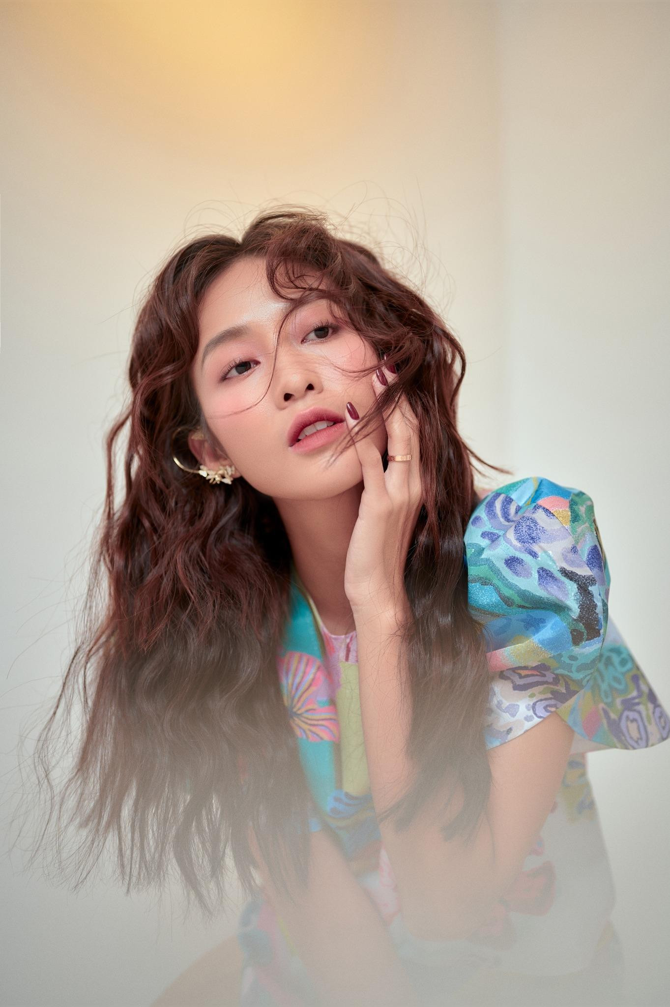 Khả Ngân sở hữu gương mặt có thể "cân" mọi kiểu tóc