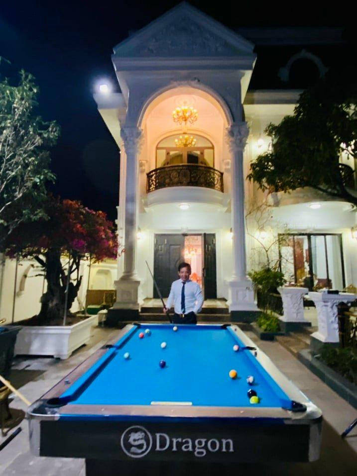 Cận cảnh biệt thự của NSƯT Tiến Quang, tức Quang Tèo (Ảnh: Zalo NV) Cận cảnh biệt thự của NSƯT Tiến Quang, tức Quang Tèo (Ảnh: Zalo NV)