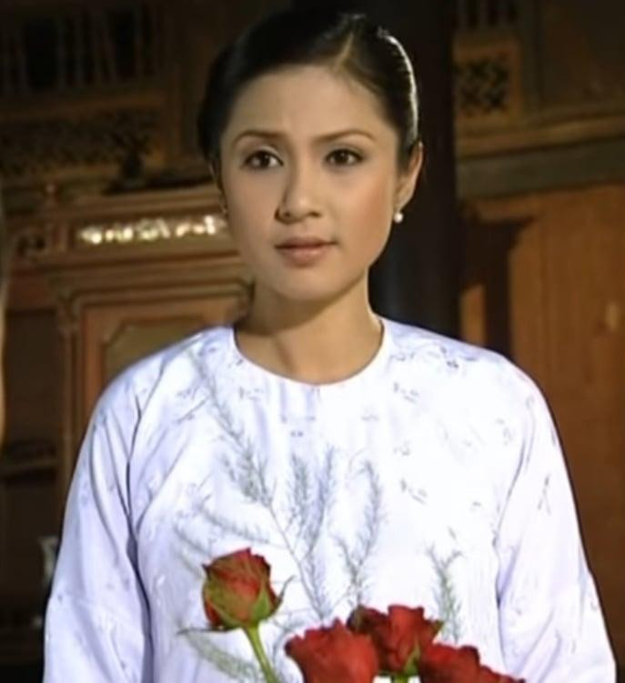 Việt Trinh trong "Sương gió biên thùy" (Ảnh: Chụp từ màn hình)