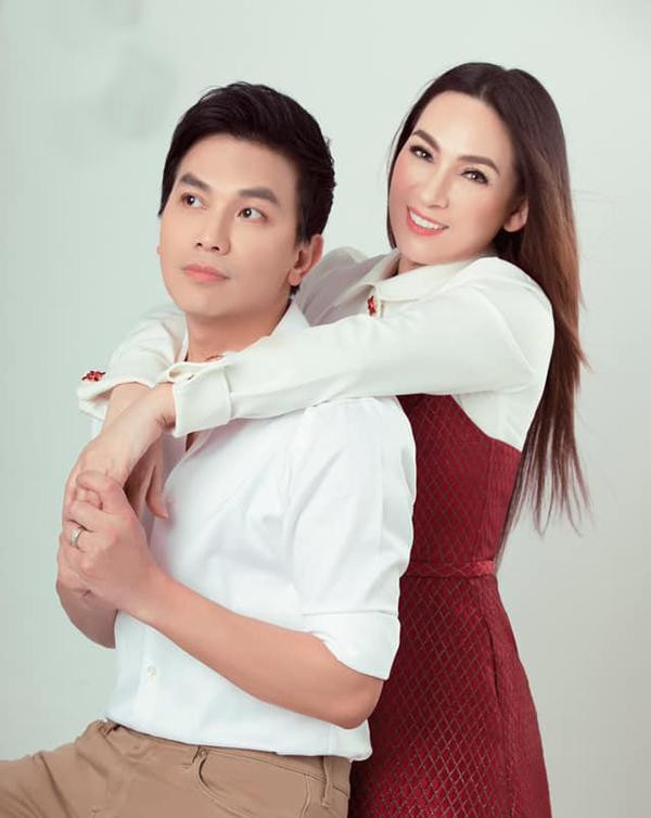 "Cặp đôi hoàn hảo" trong làng ca nhạc (Ảnh: Internet) "Cặp đôi hoàn hảo" trong làng ca nhạc (Ảnh: Internet)