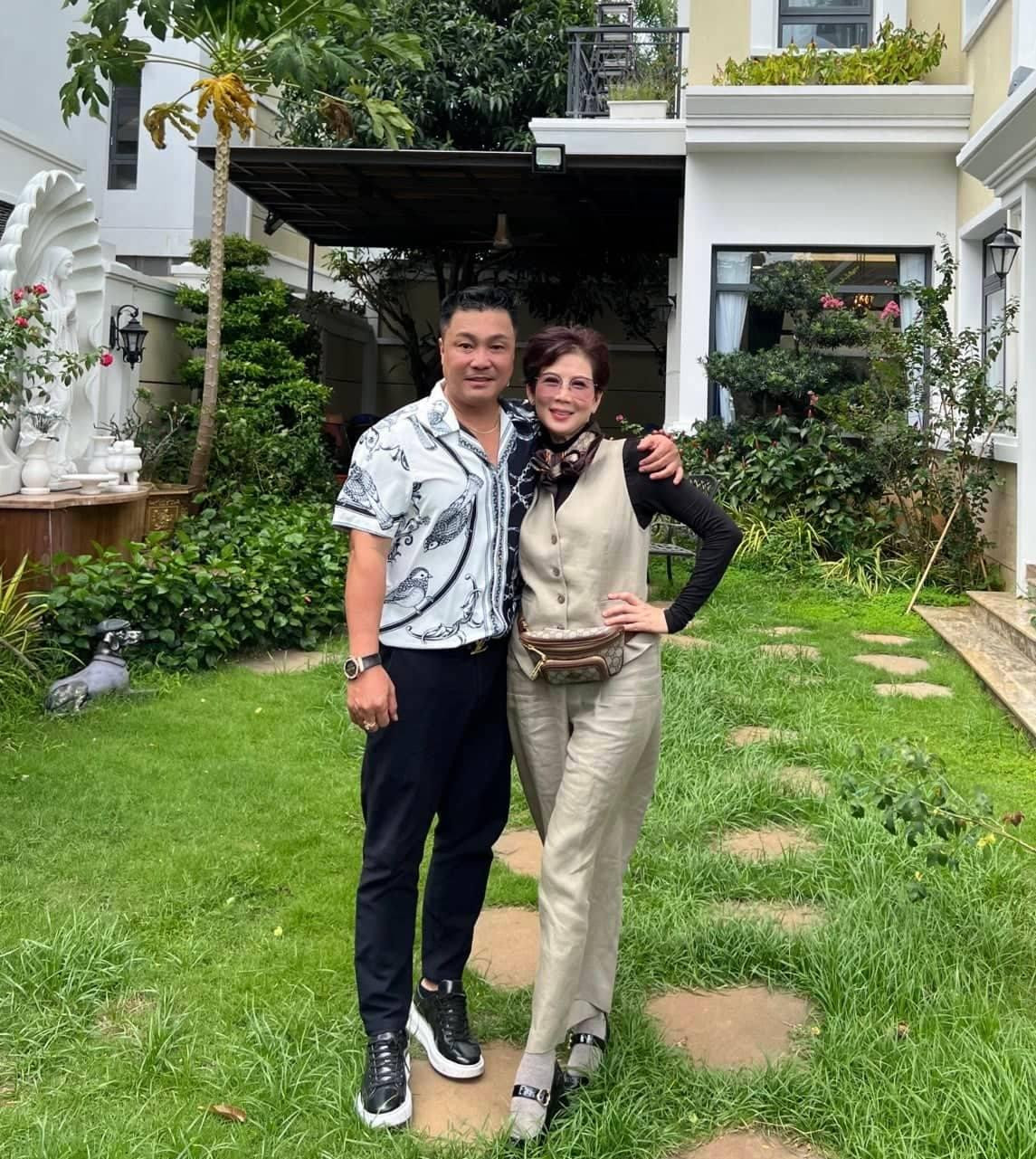 Phạm Công- Cúc Hoa hiện tại (Ảnh: Lý Hùng cung cấp)