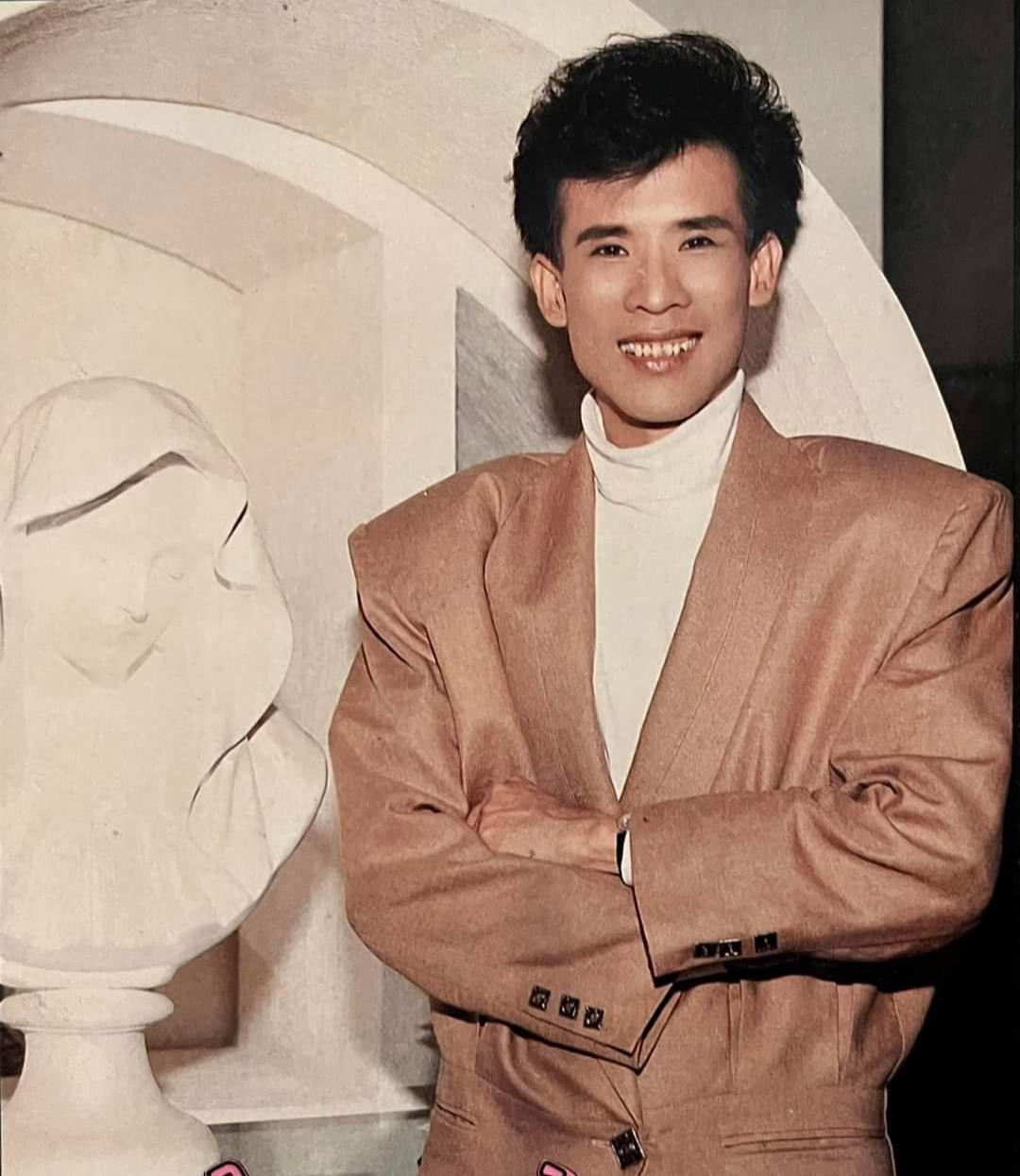 Thời đỉnh cao Tuấn Vũ hay ca "Đời tôi cô đơn" nhưng "Phượng hoàng" không bao giờ cô đơn, nhờ lực lượng fan đông đảo, nhiều thế hệ.