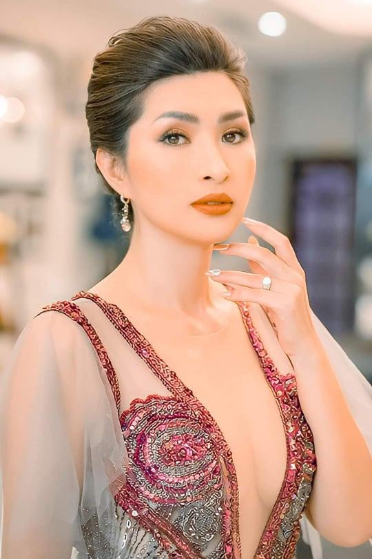 Ca sỹ Nguyễn Hồng Nhung (Ảnh: FBNV)