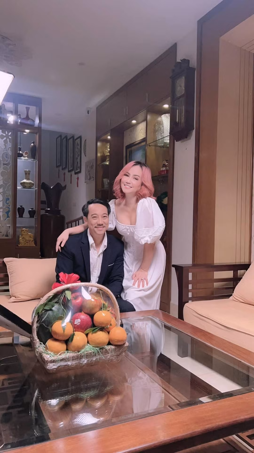 Hoàng Yến và bạn diễn trong phim "Đấu trí" (Ảnh: NVCC)