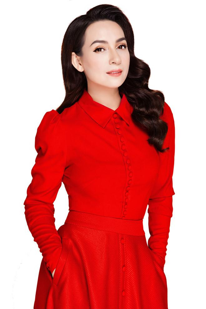 Tiếng hát và tấm lòng của Phi Nhung còn mãi trong lòng khán giả (Ảnh: Internet) Tiếng hát và tấm lòng của Phi Nhung còn mãi trong lòng khán giả (Ảnh: Internet)