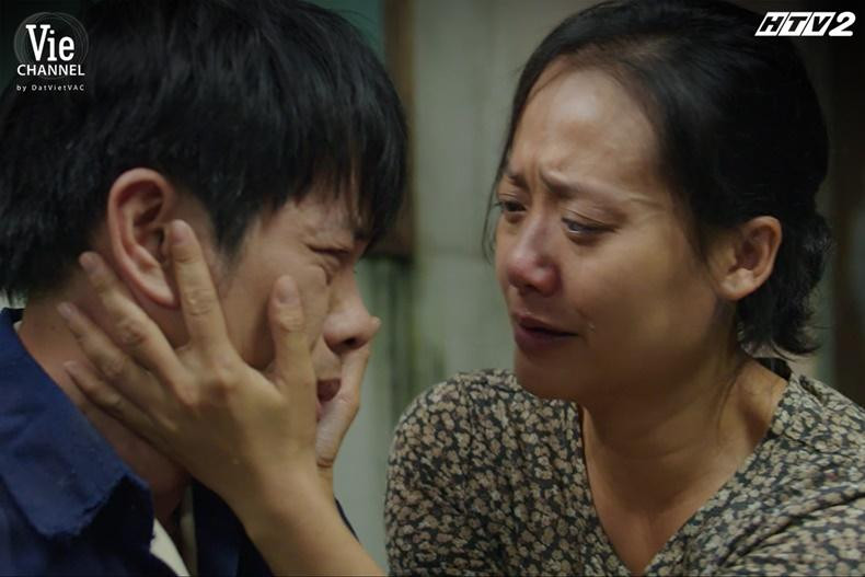 Hồng Ánh và Thái Hòa trong "Cây táo nở hoa" (Ảnh: Internet)