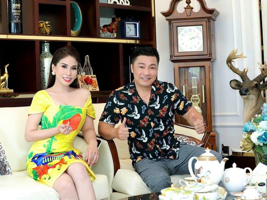 Lý Hương và anh trai, diễn viên Lý Hùng (Ảnh: NVCC) Lý Hương và anh trai, diễn viên Lý Hùng (Ảnh: NVCC)