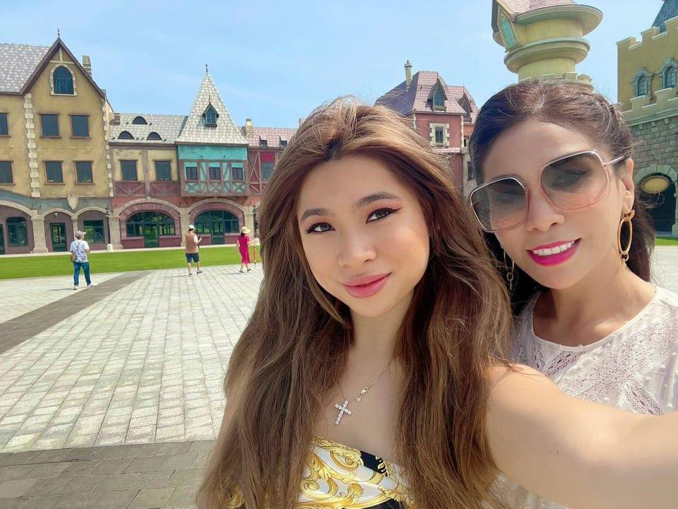 Lý Hương và con gái (Ảnh: NVCC) Lý Hương và con gái (Ảnh: NVCC)