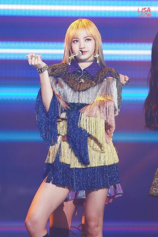 Hình ảnh dễ thương đi vào tim người hâm mộ của Lisa.